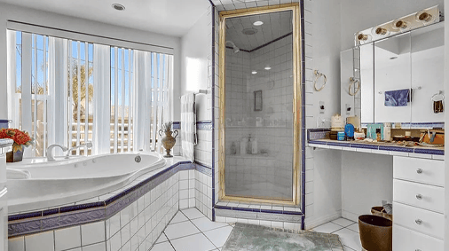 4612 Wolfe Way, Woodland Hills, CA 91364551