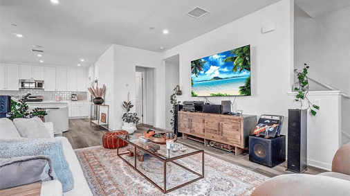 747 Spring Gdn, Irvine, CA 92618567