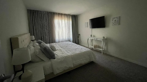 5530 Owensmouth Ave APT 224, Woodland Hills, CA 91367754