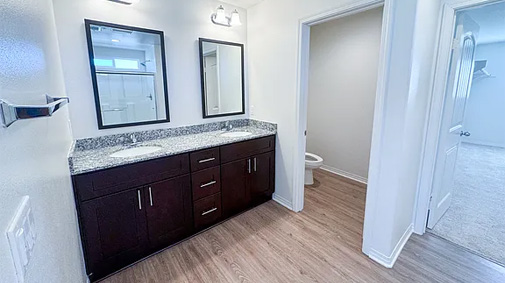 993 Peach Grv, Riverside, CA 92501792