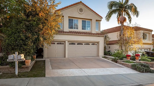 24992 Eaton Ln, Laguna Niguel, CA 92677810