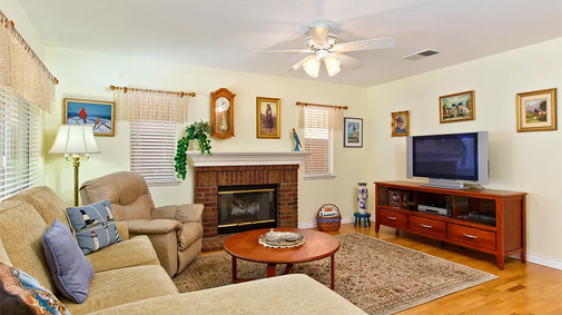 325 Spring Canyon Way, Oceanside, CA 92057928