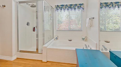 325 Spring Canyon Way, Oceanside, CA 92057933