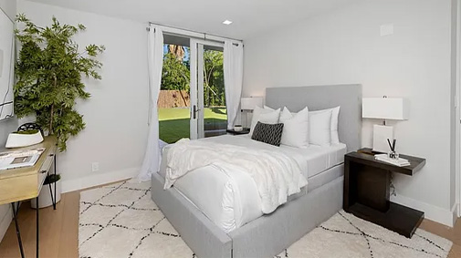 19316 Palomar Pl, Tarzana, CA 91356949